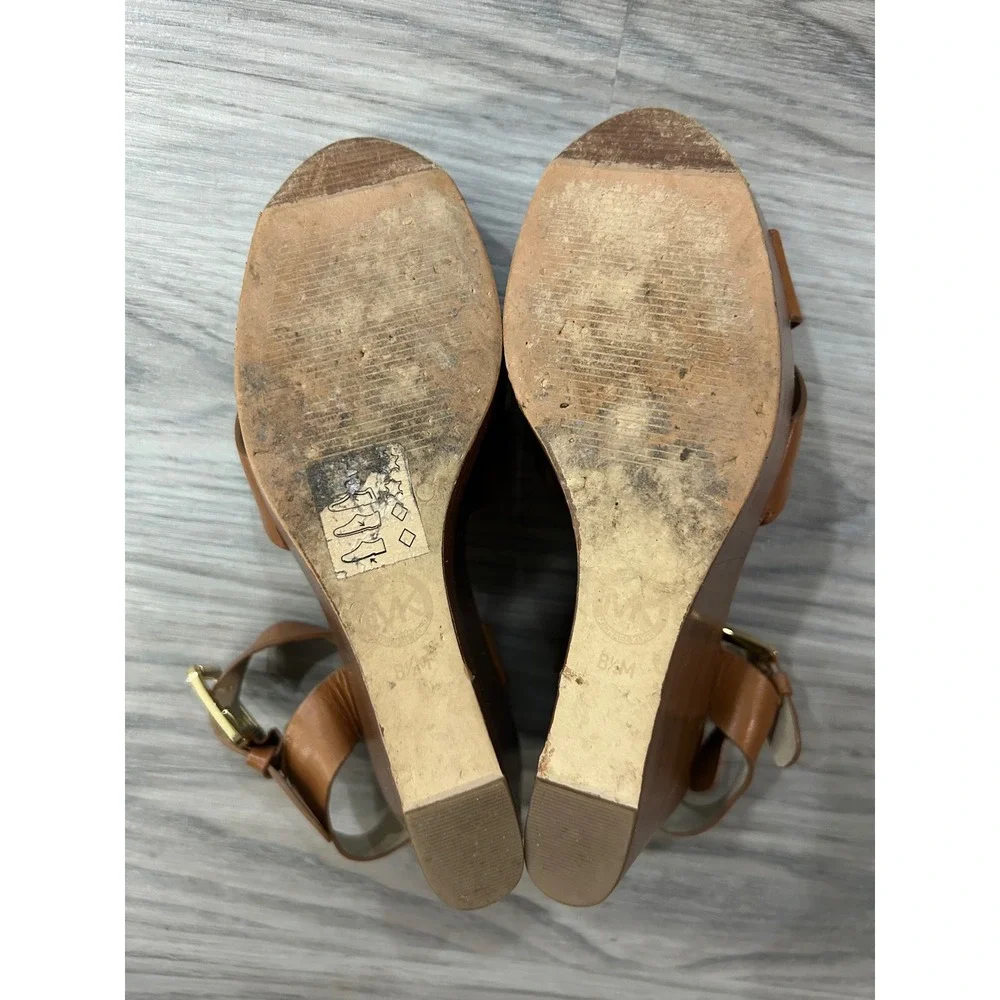 Michael Kors Tan Leather Platform Wedge Sandals Gold Buckle Wood Sole 8.5M